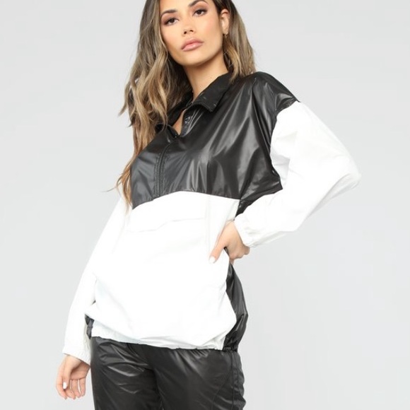 Fashion Nova Tops - 4 for $10! Fashion Nova For the Hype Windbreaker